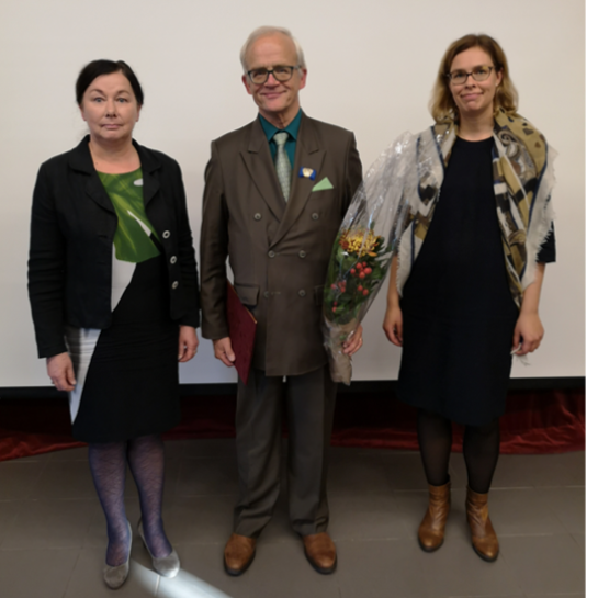 Helena Ahonen, Jukka Vihriälä ja Tytti Pantsar.